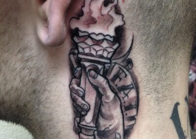 Neotradicionális tetoválás